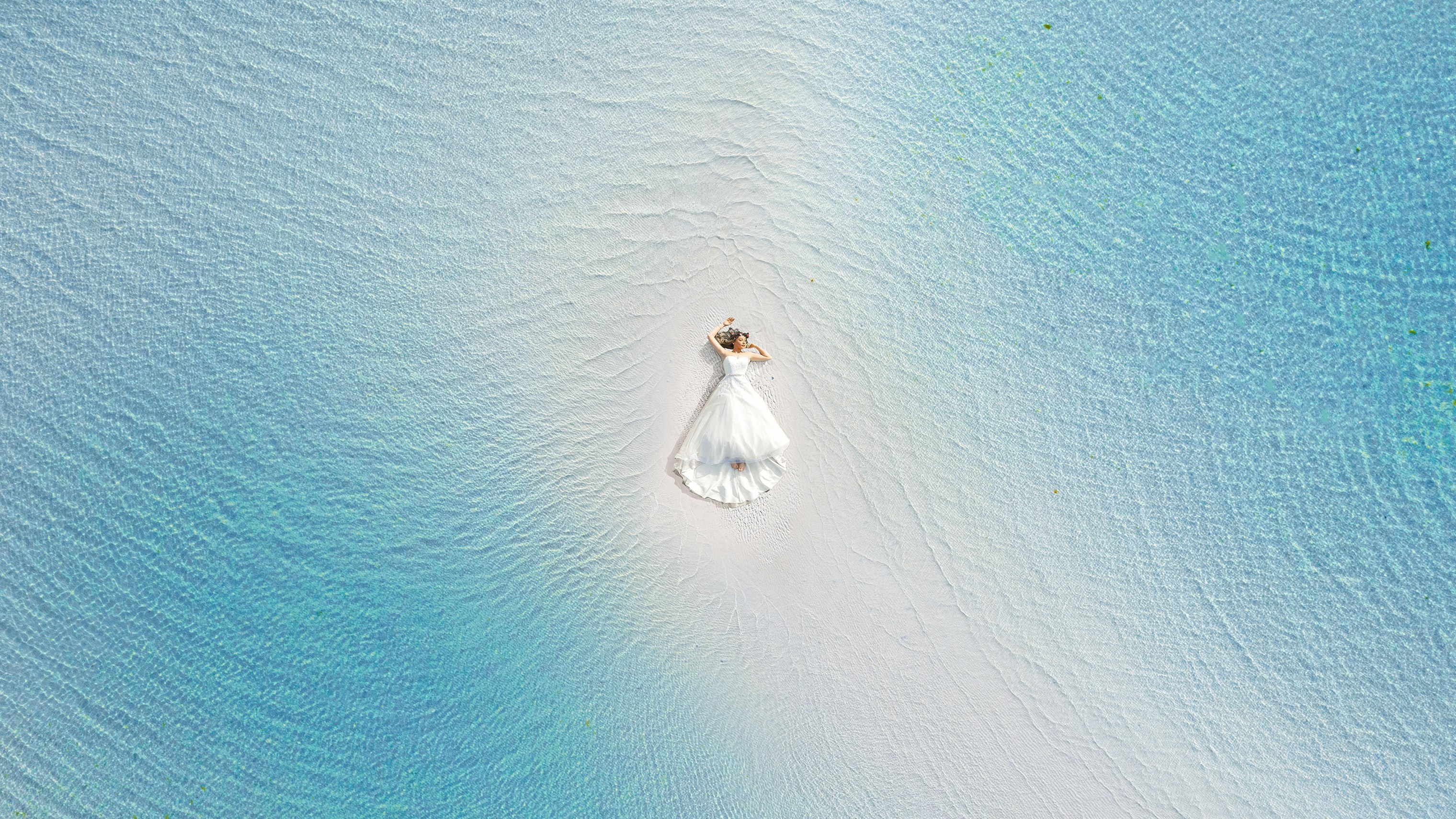 aerial view of white boat on sea during daytime